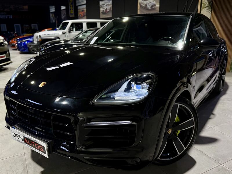 Cayenne COUPE E-HYBRID · foto 1
