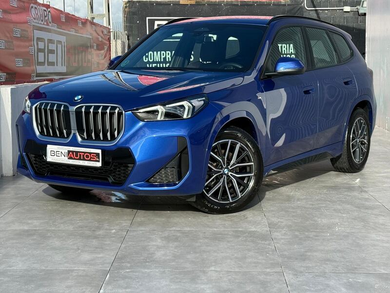 X1 sDrive 18dA M Sport · foto 1